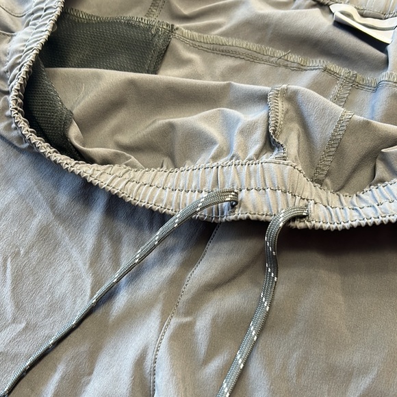 Columbia Hike Joggers out of the bag! - Picture 4 of 9